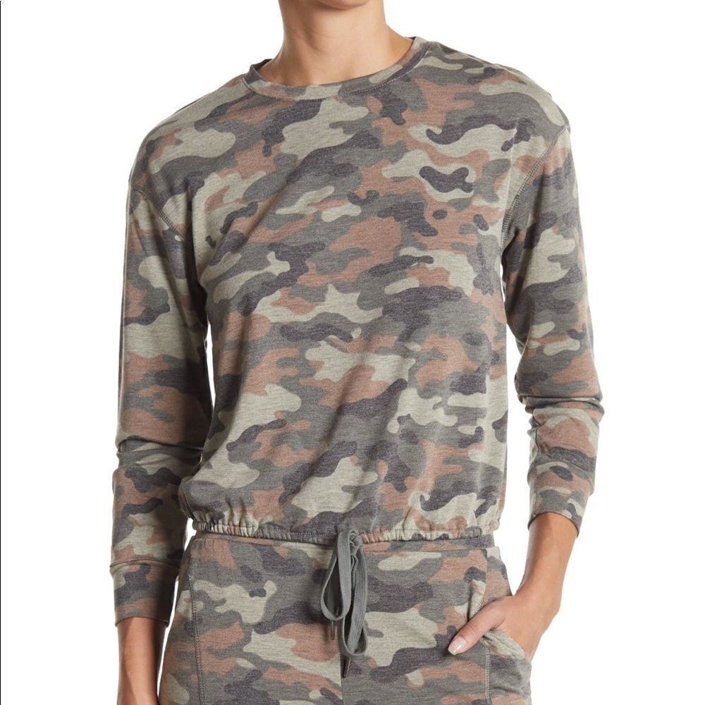 White Willow Drawstring Hem Pullover Sweatshirt